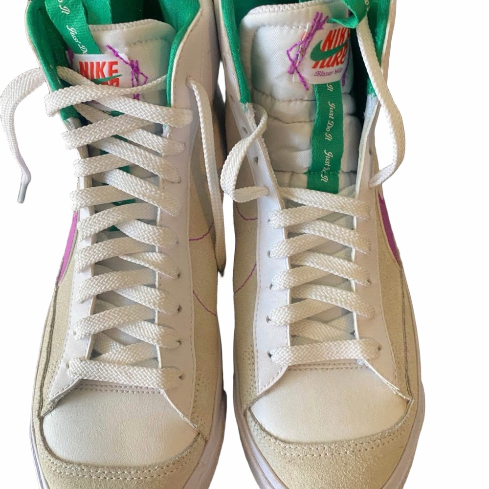 Nike Blazer Mid White Sneakers | EUC | Sz 8.5w/7y